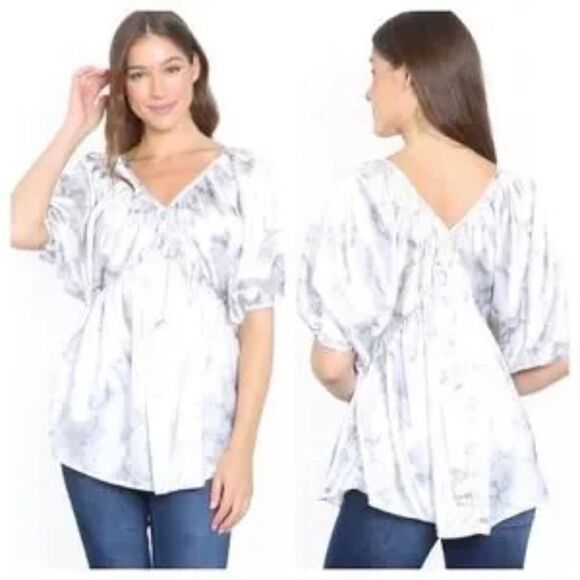 ❤️🔥Pretty Satin V-neck Tie Dye Top Medium - Picture 2 of 4